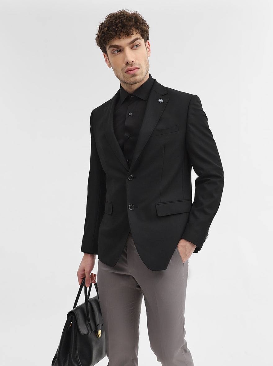 Black Solid Regular Fit Blazer | JadeBlue