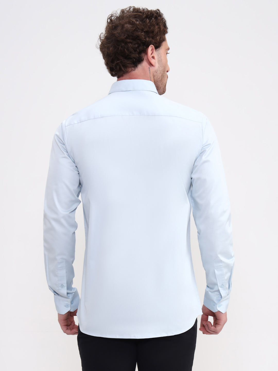 Blue Solid Slim Fit Casual Shirt | JadeBlue