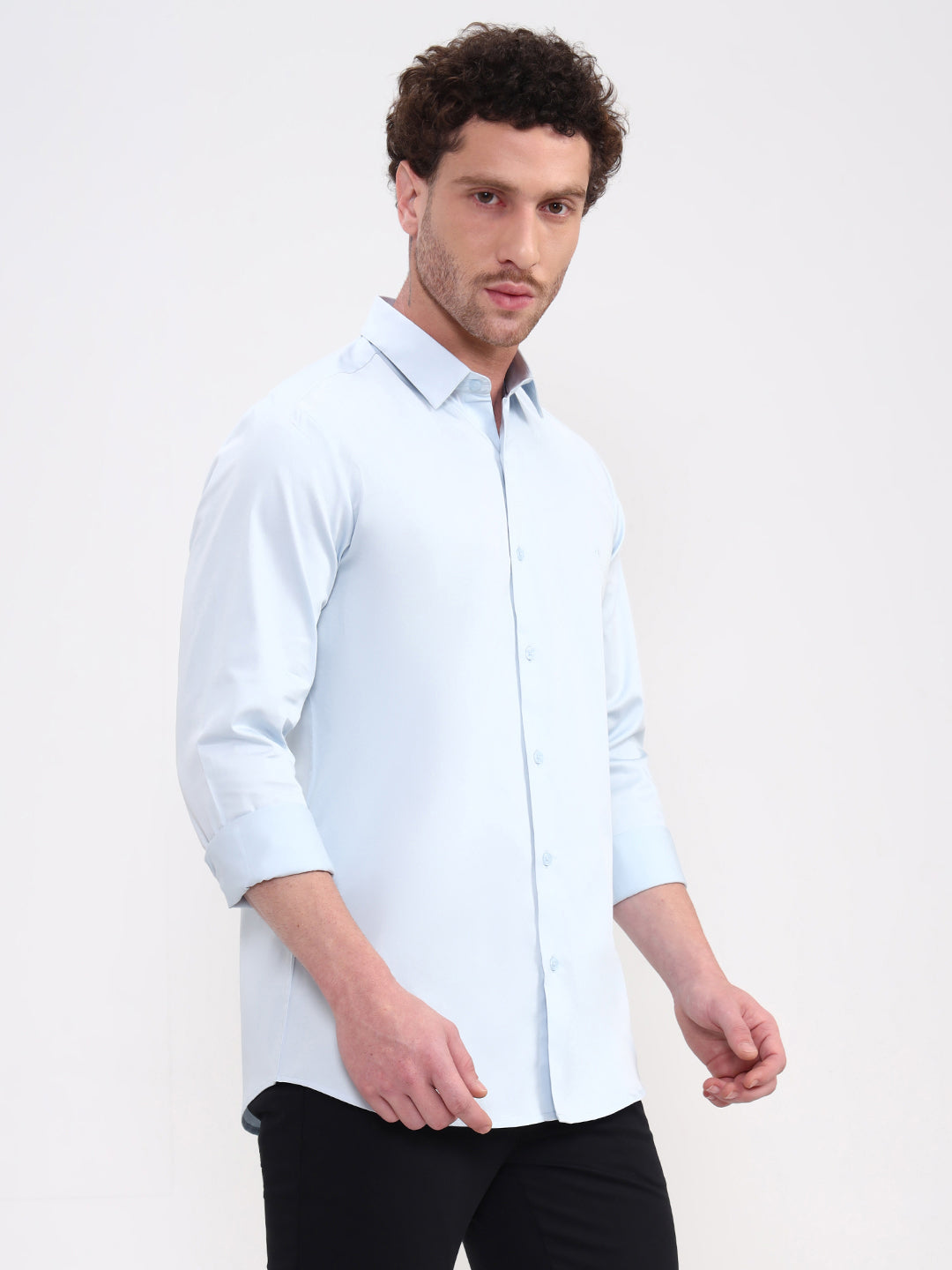 Blue Solid Slim Fit Casual Shirt | JadeBlue