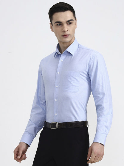 Blue Solid Regular Fit Formal Shirt | JadeBlue