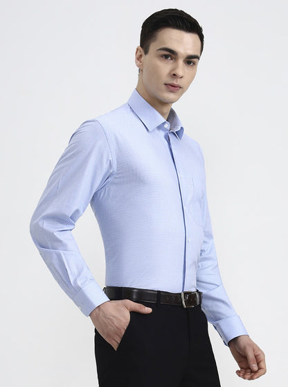 Blue Solid Regular Fit Formal Shirt | JadeBlue