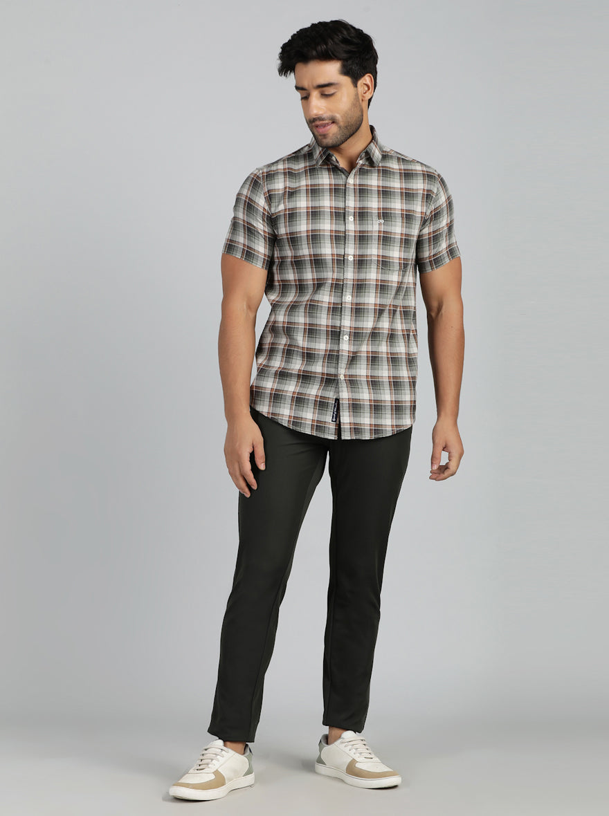 Olive Green Solid Venice Fit Casual Trouser | JadeBlue