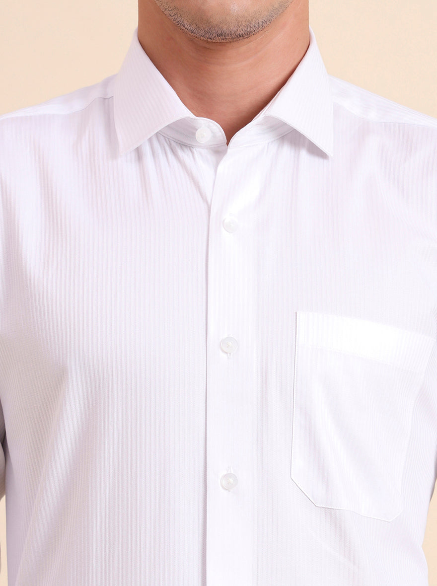 White Solid Slim Fit Formal Shirt | Metal