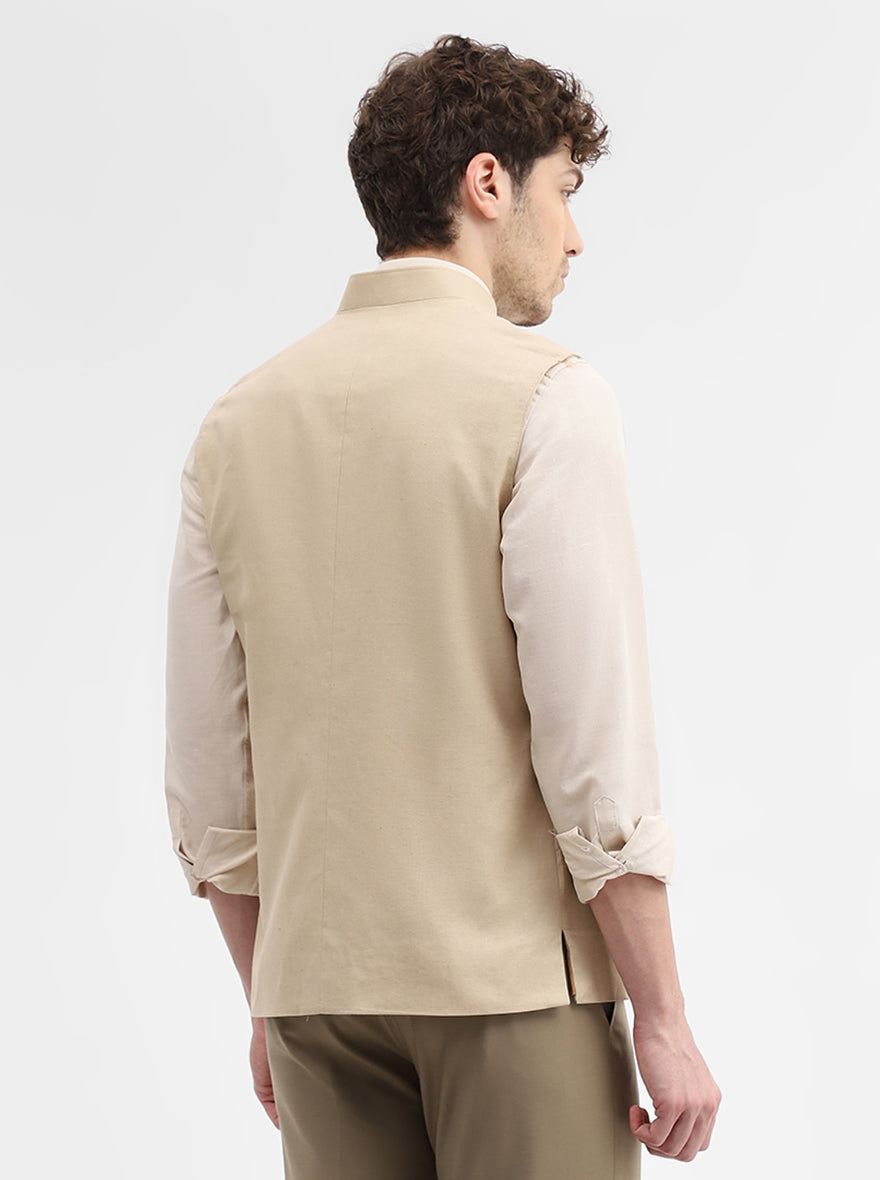 Khaki Solid Regular Fit Modi Jacket | JadeBlue