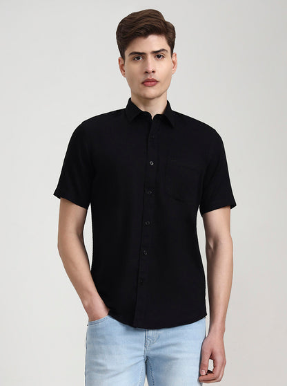 Black Solid Tailored Fit Semi Casual Shirt | JadeBlue