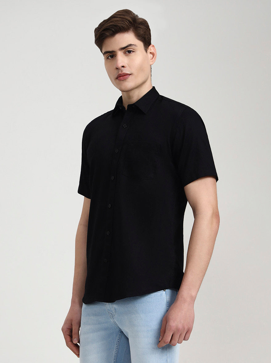 Black Solid Tailored Fit Semi Casual Shirt | JadeBlue