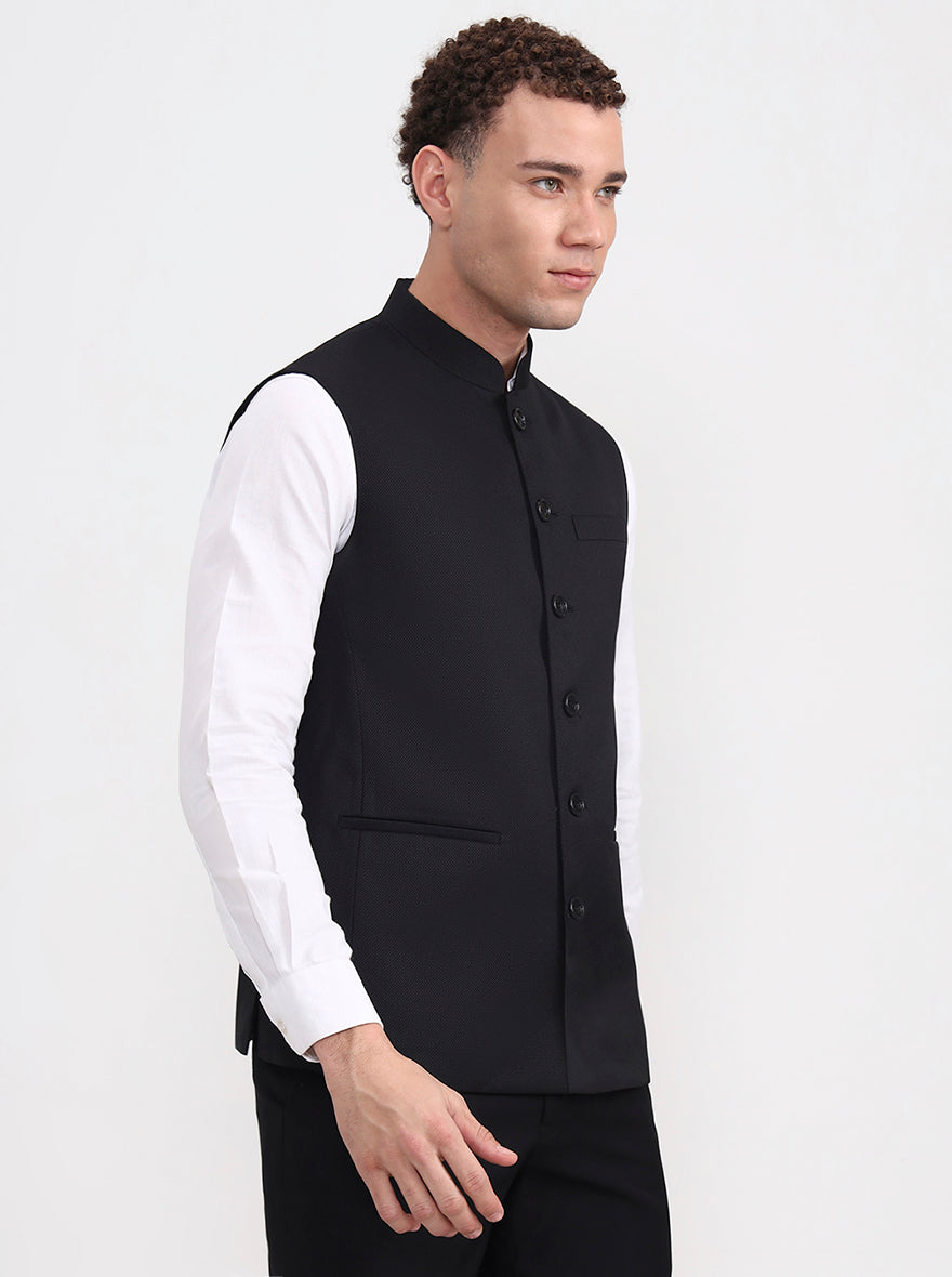 Black Solid Regular Fit Modi Jacket | JadeBlue