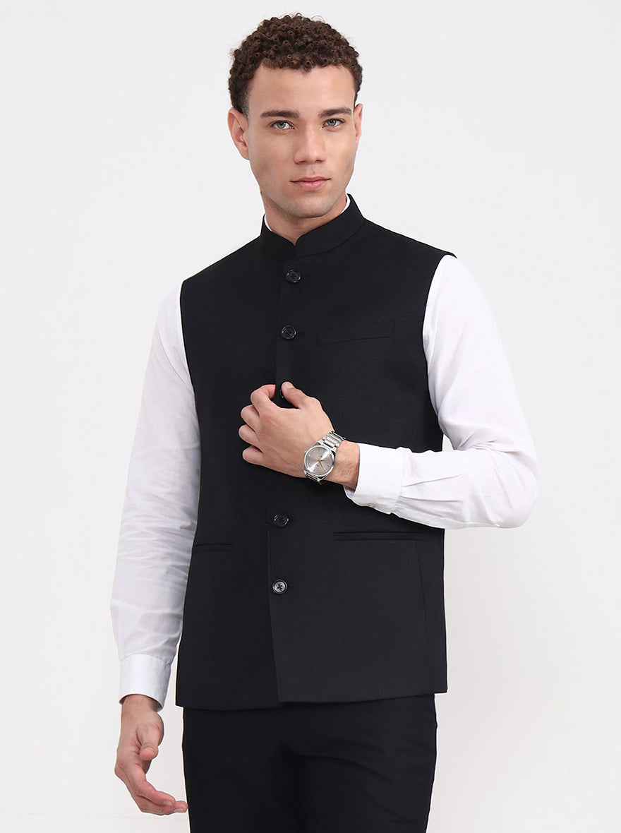 Black Solid Regular Fit Modi Jacket | JadeBlue