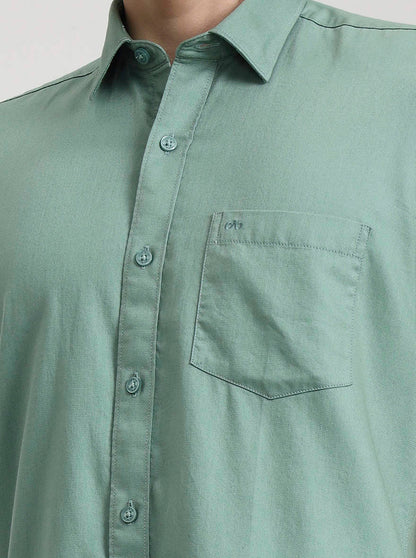 Green Solid Tailored Fit Semi Casual Shirt | JadeBlue
