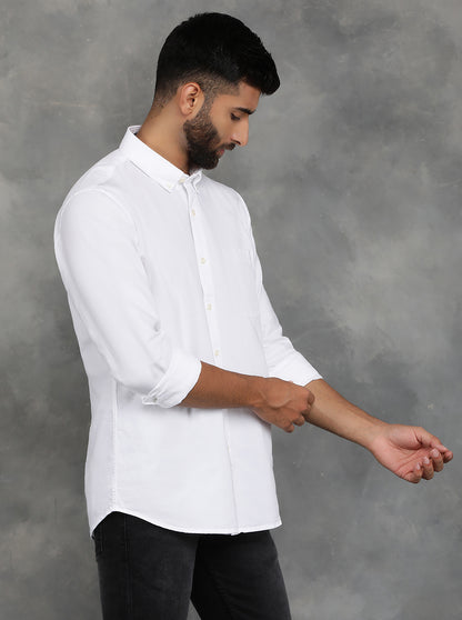 White Solid Slim Fit Casual Shirt | JadeBlue
