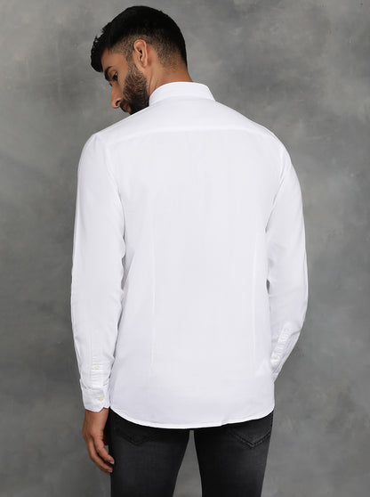 White Solid Slim Fit Casual Shirt | JadeBlue