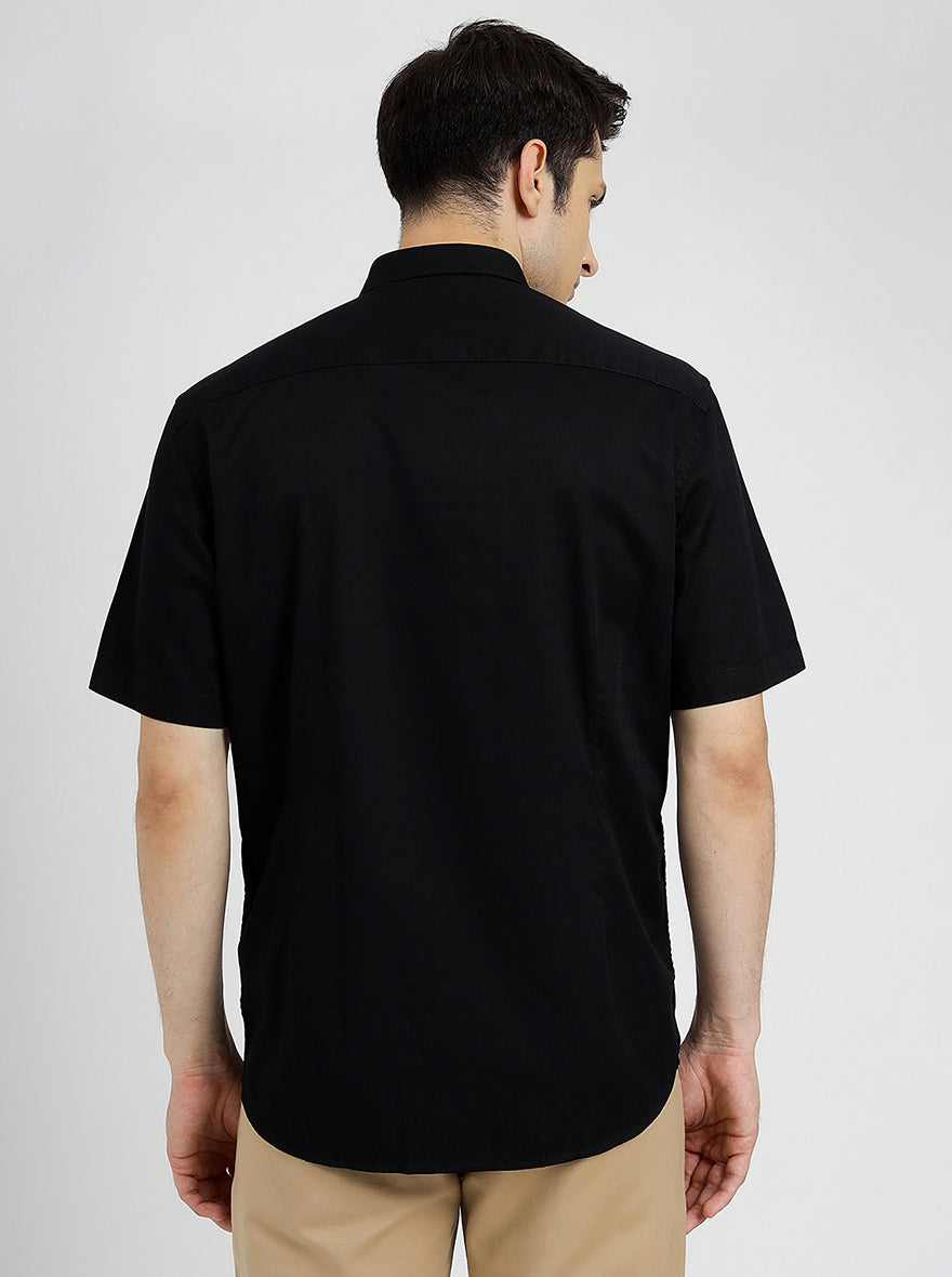 Black Solid Tailored Fit Semi Casual Shirt | JadeBlue