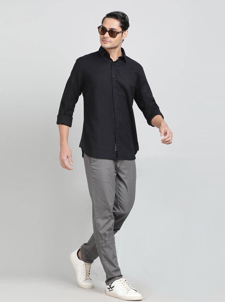 Black Solid Slim Fit Casual Shirt | JadeBlue