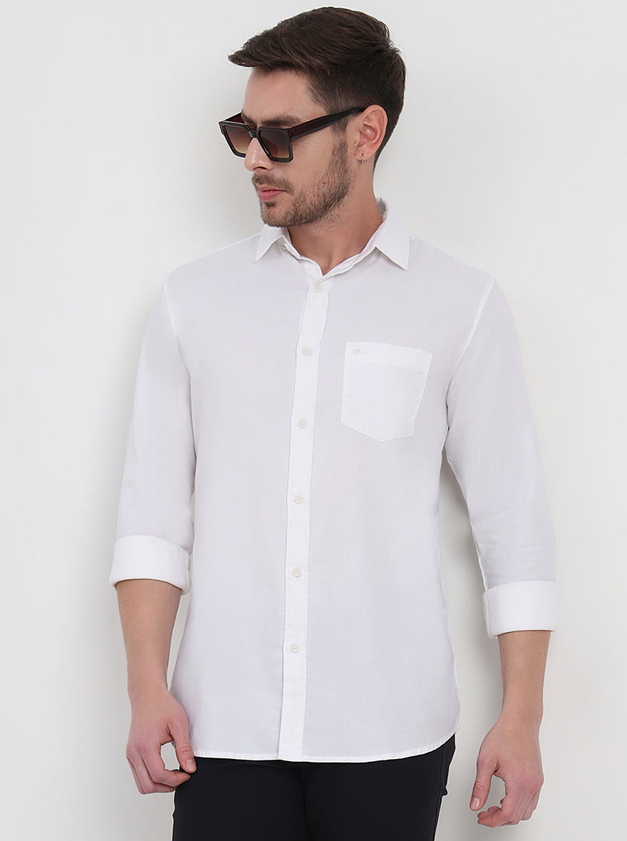 White Solid Slim Fit Casual Shirt | JadeBlue