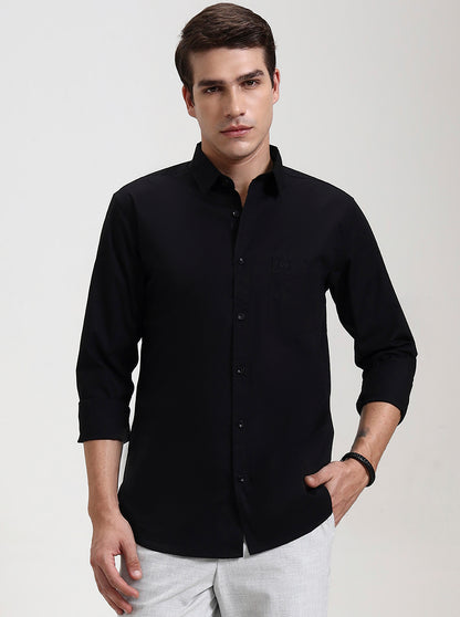 Black Solid Slim Fit Casual Shirt | JadeBlue
