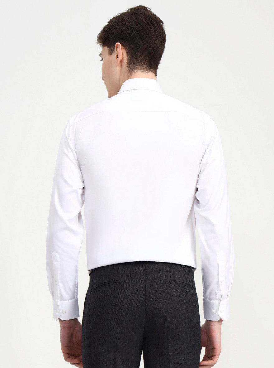 White Solid Regular Fit Formal Shirt | JadeBlue