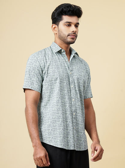 Pista Green Printed Slim Fit Semi Casual Shirt | JadeBlue