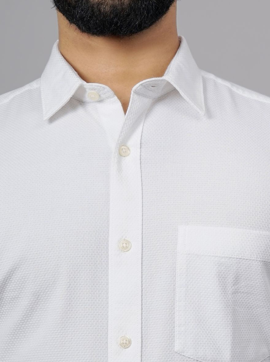 White Solid Slim Fit Semi Casual Shirt | JadeBlue