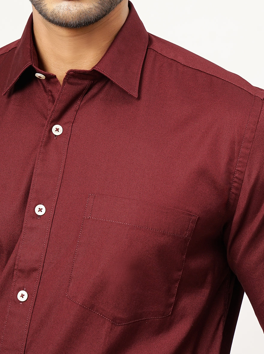 Maroon Solid Tailored Fit Semi Casual Shirt | JadeBlue