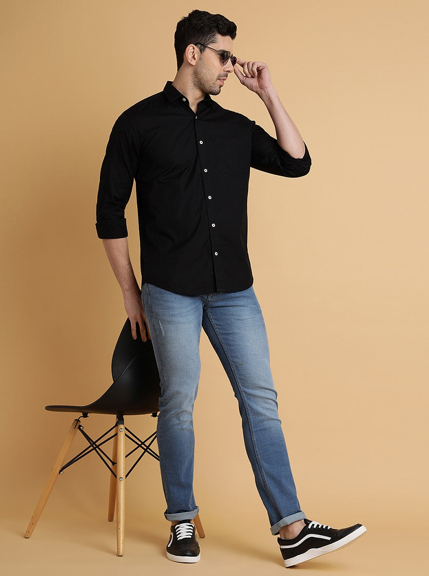 Black Solid Slim Fit Semi Casual Shirt | JadeBlue