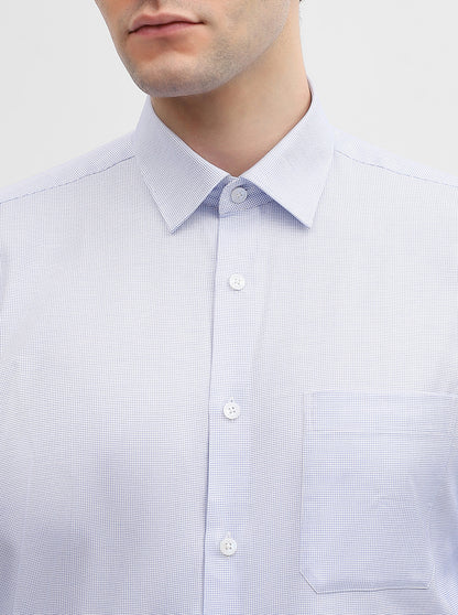 Blue Solid Regular Fit Formal Shirt | JadeBlue