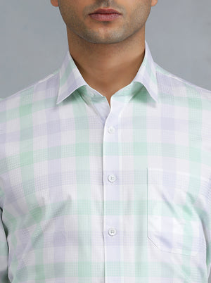 Light Green Checked Regular Fit Formal Shirt | JadeBlue