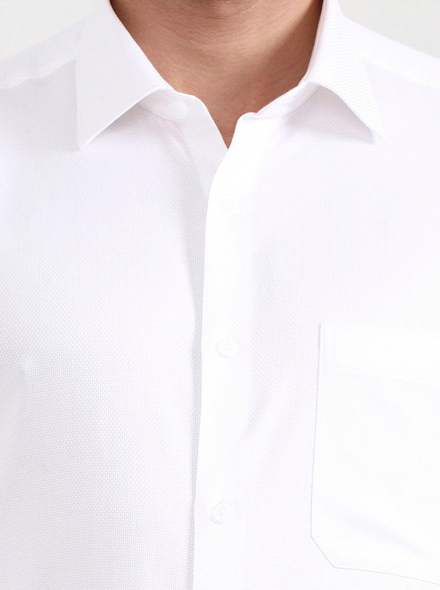 White Solid Regular Fit Formal Shirt | JadeBlue