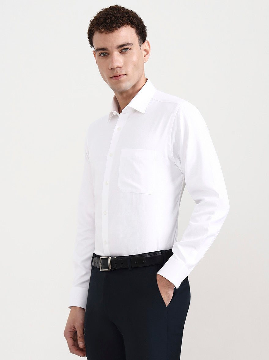 White Solid Regular Fit Formal Shirt | JadeBlue
