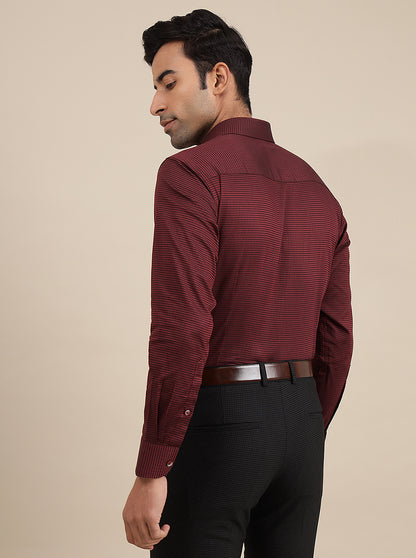 Maroon Solid Slim Fit Formal Shirt | Metal