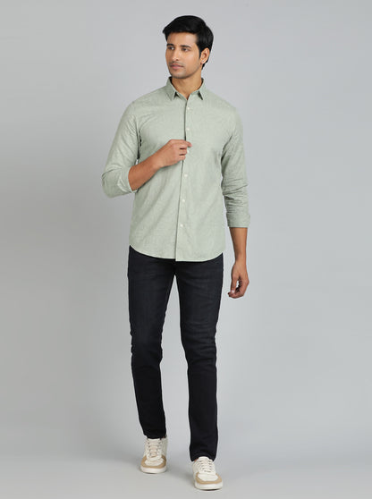 Green Solid Slim Fit Casual Shirt | JadeBlue