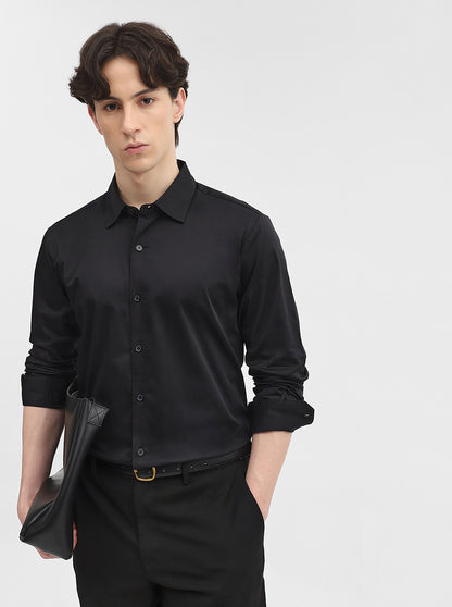 Black Solid Slim Fit Casual Shirt | JadeBlue