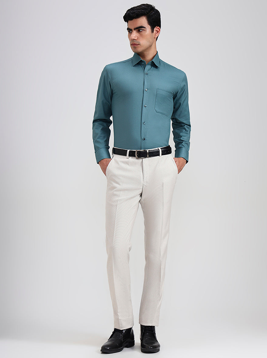 Teal Solid Regular Fit Formal Shirt | JadeBlue
