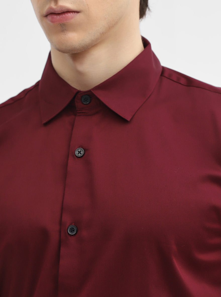 Wine Solid Slim Fit Casual Shirt | JadeBlue
