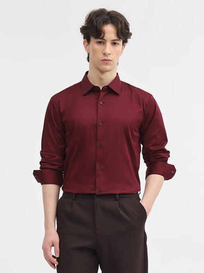Wine Solid Slim Fit Casual Shirt | JadeBlue