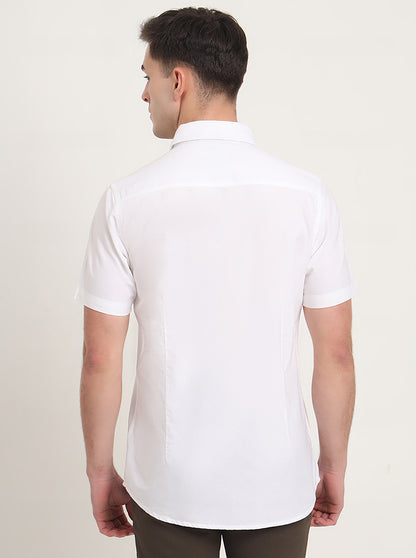 White Solid Slim Fit Casual Shirt | JadeBlue