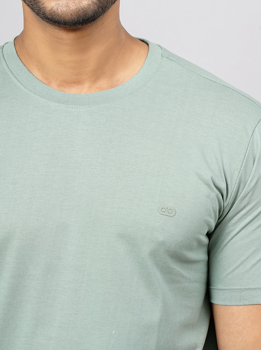 Pista Green Solid Slim Fit T-Shirt | JadeBlue