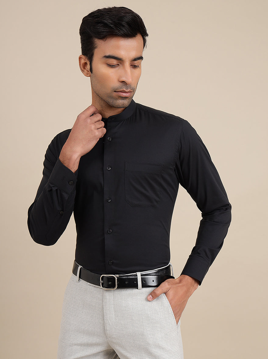 Black Solid Slim Fit Formal Shirt | Metal