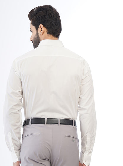 White Solid Regular Fit Formal Shirt | JadeBlue