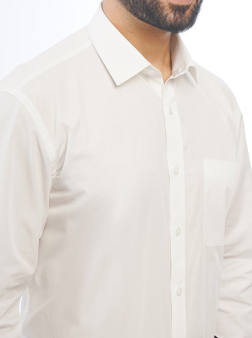 White Solid Regular Fit Formal Shirt | JadeBlue