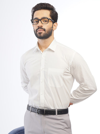 White Solid Regular Fit Formal Shirt | JadeBlue
