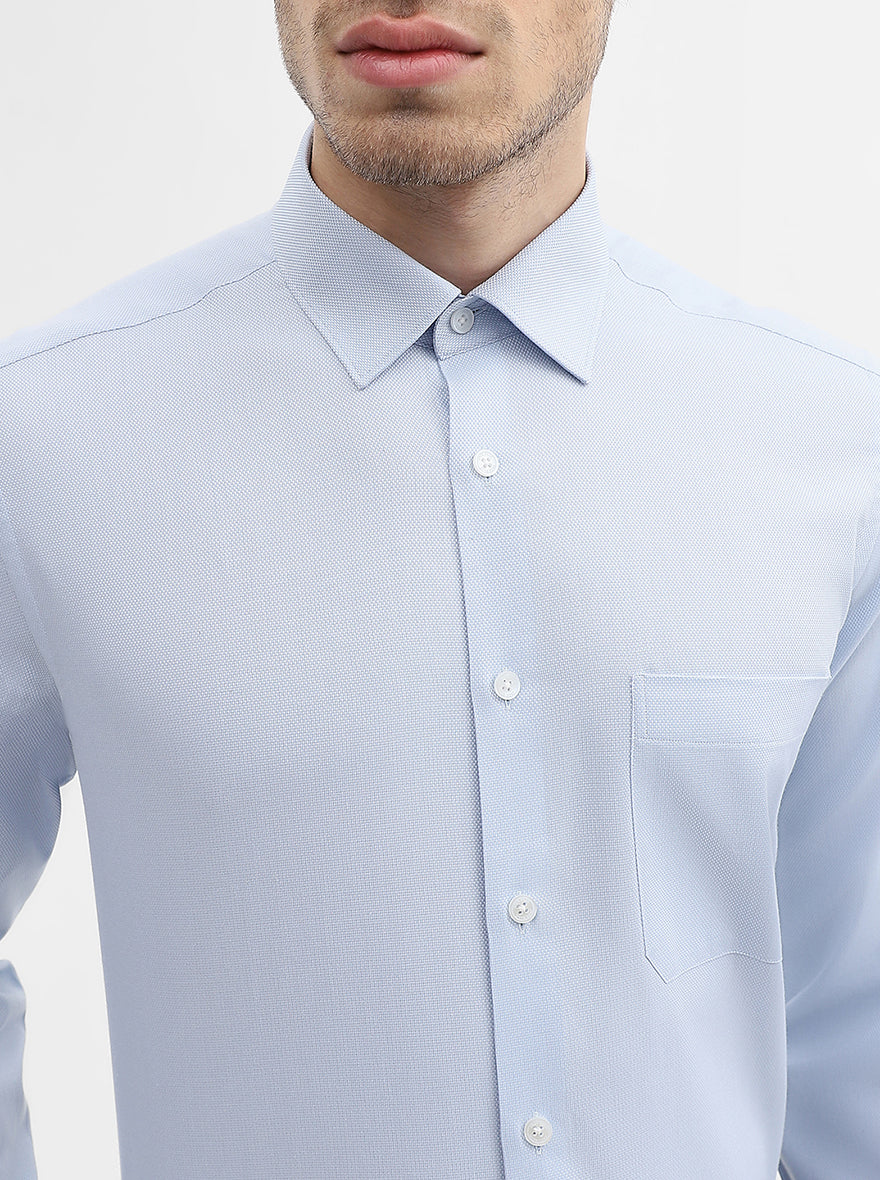 Blue Solid Regular Fit Formal Shirt | JadeBlue