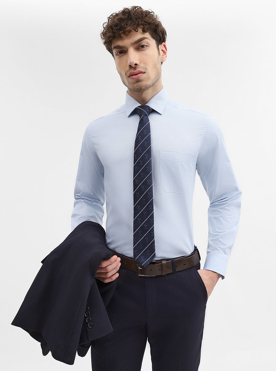 Blue Solid Regular Fit Formal Shirt | JadeBlue