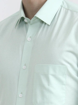 Green Solid Regular Fit Formal Shirt | JadeBlue
