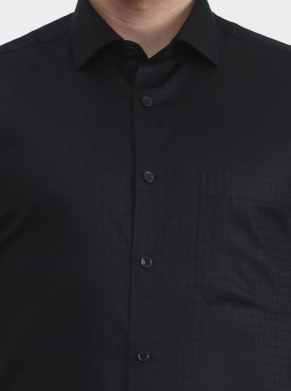 Black Solid Regular Fit Formal Shirt | JadeBlue