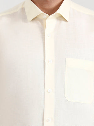 Off-White Solid Regular Fit Formal Shirt | JadeBlue