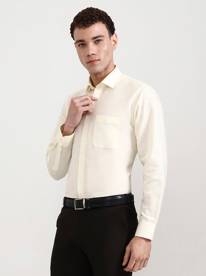 Off-White Solid Regular Fit Formal Shirt | JadeBlue