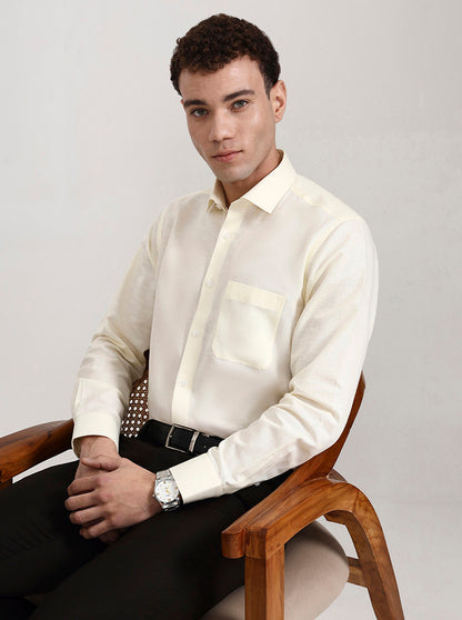 Off-White Solid Regular Fit Formal Shirt | JadeBlue