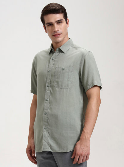 Pista Solid Slim Fit Casual Shirt | JadeBlue