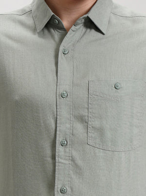 Pista Solid Slim Fit Casual Shirt | JadeBlue