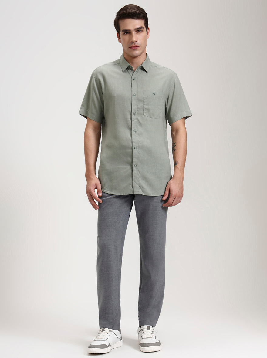 Pista Solid Slim Fit Casual Shirt | JadeBlue